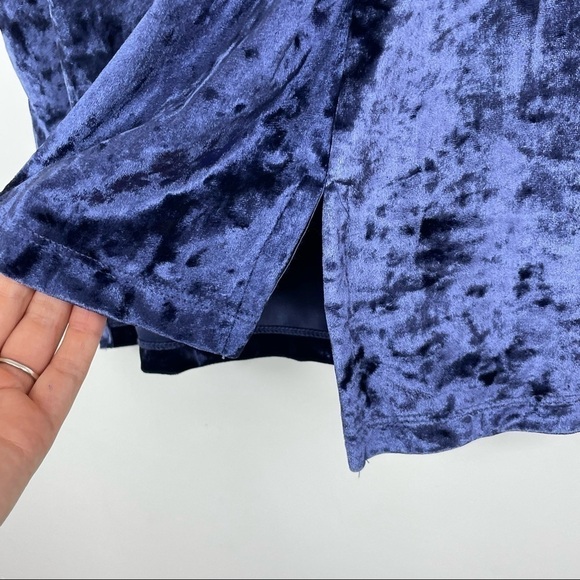 CYNTHIA rowley blue crushed velvet sleeveless top size size small - Picture 6 of 6